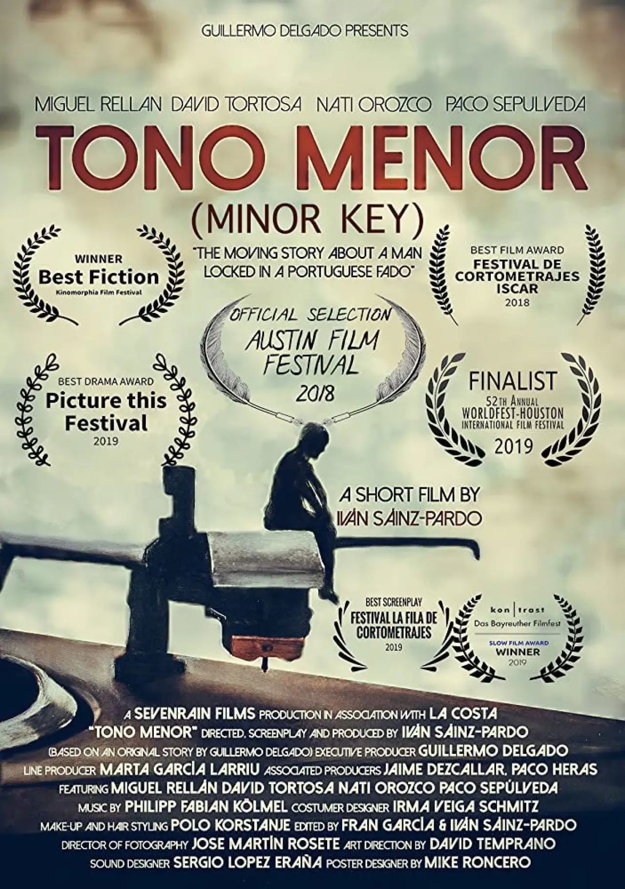 Постер к фильму "Minor Key"