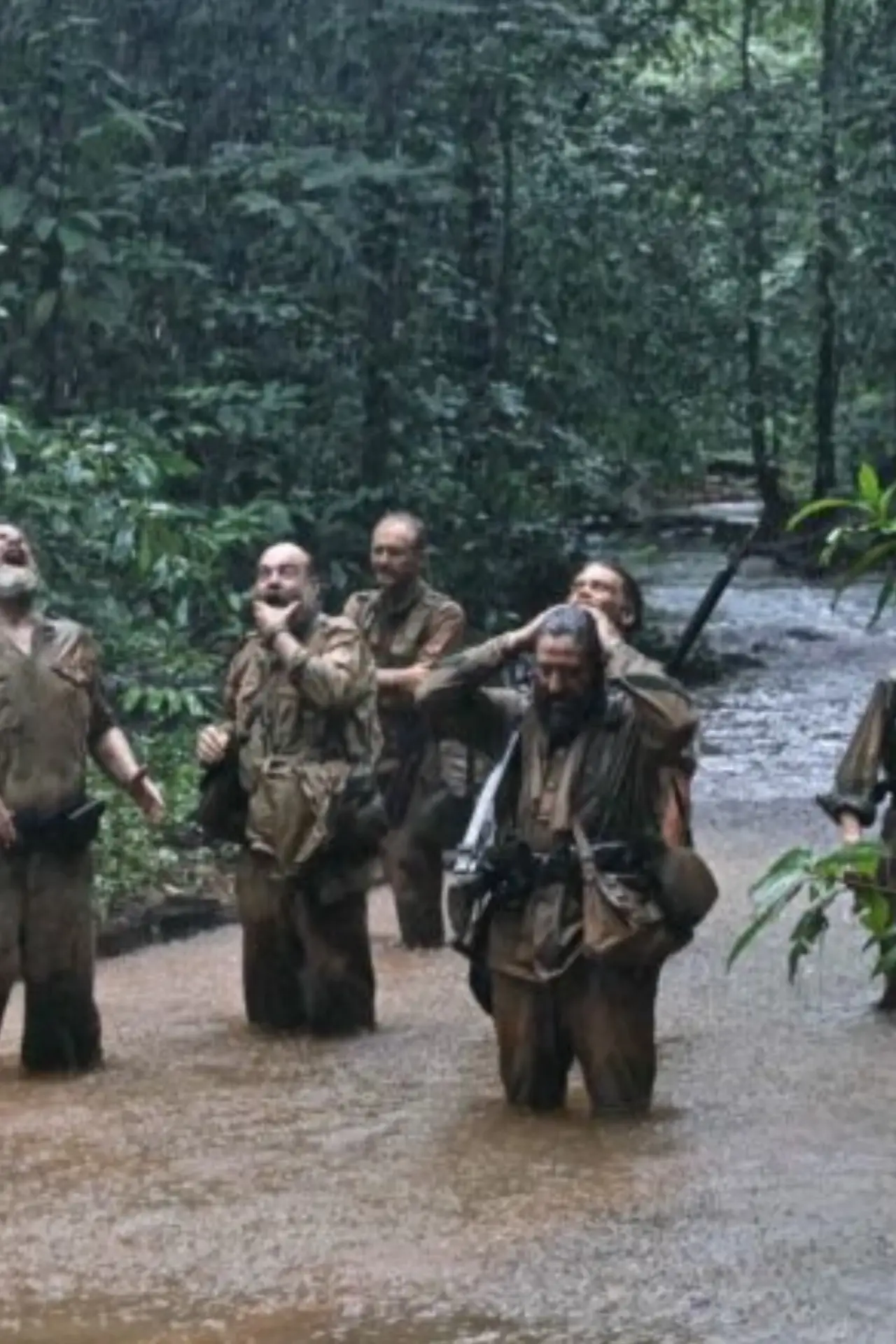 Постер к фильму "Les derniers hommes"