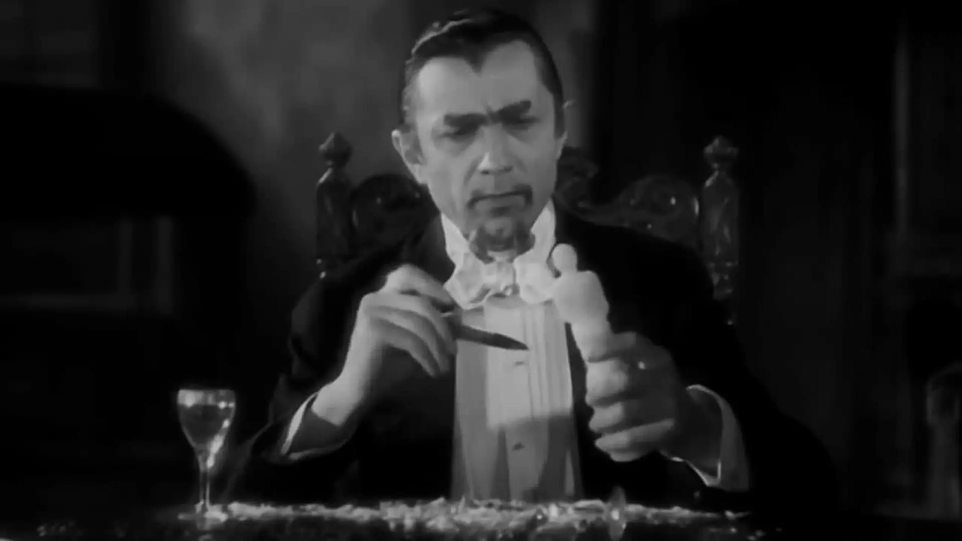 Видео к фильму Белый зомби — White Zombie (1932) Original Trailer [FHD]