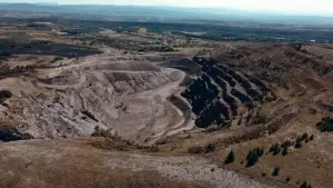 Задник к фильму "La vallée de l