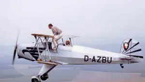 Задник к фильму "Ас из асов" #239952