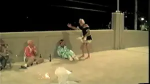 Задник к фильму "Трахальщики мусорных бачков" #702377