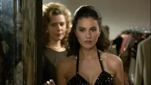 Видео к фильму Злоупотребление | La Riffa