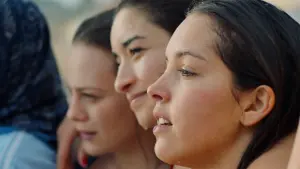 Задник к фильму "Лапочка" #491275