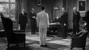 Задник к фильму "Человек в белом костюме" #451810