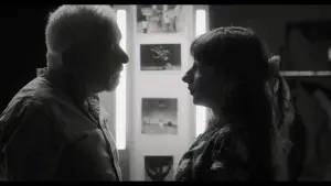 Задник к фильму "Γελοίοι Έρωτες" #778348