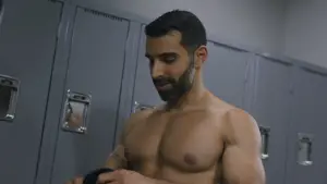 Задник к фильму "Мой фальшивый парень" #433346