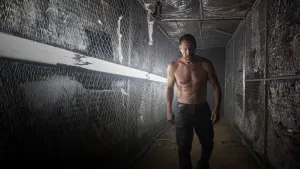 Задник к фильму "Грохот сквозь тьму" #173219