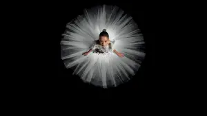 Задник к фильму "Эбигейл" #573651