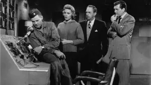 Задник к фильму "Невидимые захватчики" #496678