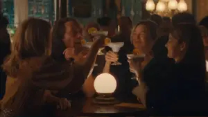 Задник к фильму "Бриджит Джонс: Без ума от мальчишки" #590821