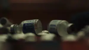 Задник к фильму "Достать ножи" #561298