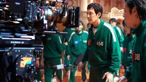 Задник к фильму "Игра в кальмара. Как создавался 2 сезон" #650689