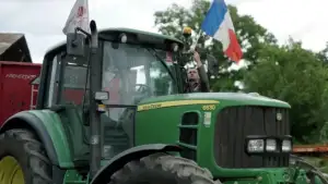 Задник к фильму "RN 72, à la conquête de l