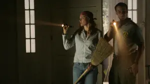 Задник к фильму "Смертоносная Стая" #499308