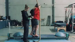 Задник к фильму "And If the Body" #781306