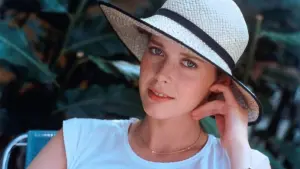 Задник к фильму "Прощай, Эммануэль" #448702