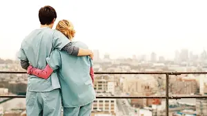 Задник к фильму "Это очень забавная история" #248753