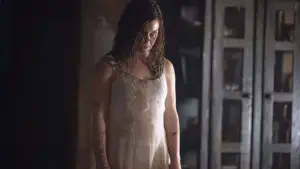 Задник к фильму "Зловещие мертвецы: Черная книга" #642948