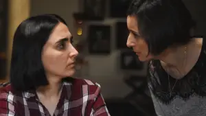 Задник к фильму "Семя священного инжира" #601298