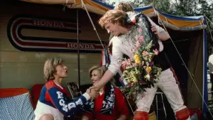 Задник к фильму "Заводные" #683956