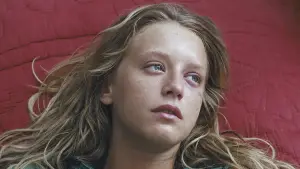 Задник к фильму "Бассейн" #743719