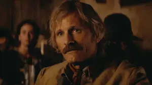 Задник к фильму "Мёртвые не причиняют боли" #684307