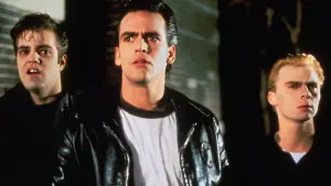 Задник к фильму "Иногда они возвращаются" #405189