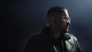 Задник к фильму "Бабо: история Haftbefehl" #663684