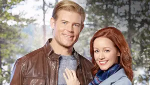 Видео к фильму SnowComing | Preview + Sneak Peek - SnowComing - Hallmark Channel