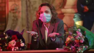 Задник к фильму "Безумное кино для взрослых" #378865