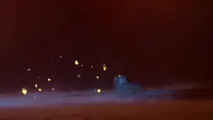 Задник к фильму "Земля, забытая временем" #387205