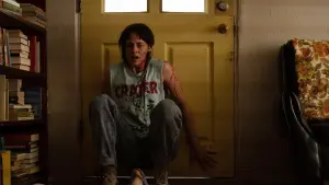 Задник к фильму "Любовь истекает кровью" #434475