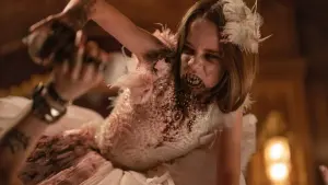 Задник к фильму "Эбигейл" #472051