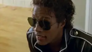 Задник к фильму "Man in the Mirror: The Michael Jackson Story" #836231