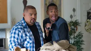 Задник к фильму "Дом с паранормальными явлениями 2" #304056