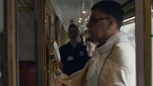 Задник к фильму "Chi sale sul treno" #781051