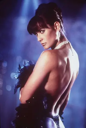 Постер к фильму "Стриптиз" #411257