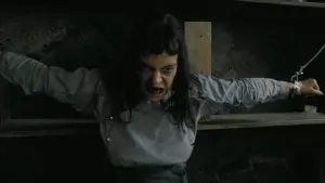 Задник к фильму "Женщина" #307438