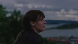 Задник к фильму "Худший человек на свете" #208392