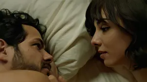 Видео к фильму Bad Actor | UN ACTOR MALO | TR&Aacute;ILER