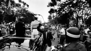 Задник к фильму "Саундтрек к государственному перевороту" #740469