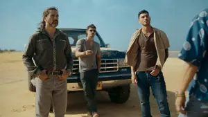 Задник к фильму "Пимпинеро: Кровь и бензин" #704759