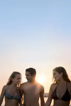 Постер к фильму "Мектуб, моя любовь" #433036