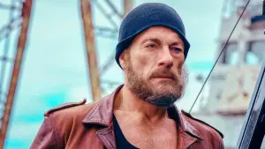 Задник к фильму "Последний наёмник" #328359