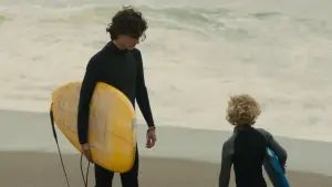 Задник к фильму "Красивый мальчик" #693576