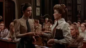 Задник к фильму "Дом, который кричит" #481716