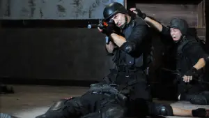 Задник к фильму "Рейд" #676027