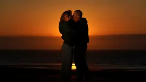 Задник к фильму "Разбитые сердца" #600834