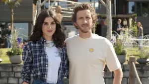 Задник к фильму "Только не он!" #611789